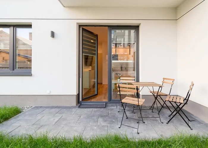 Cozy Apartment With Garden Prestigious Location
